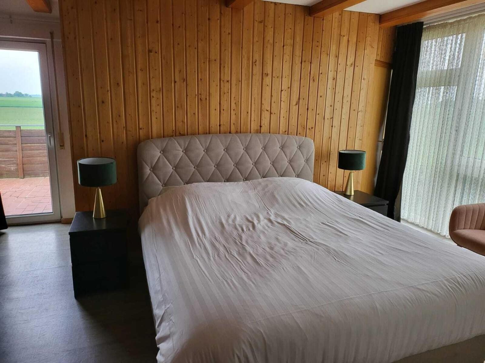 Bed & Breakfast Rheiderland Ditzumerverlaat Номер фото